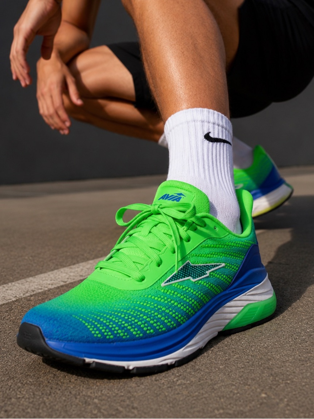 AVIA Neon Green Blue Running Sneakers NWT Size 10 Athletic Shoes